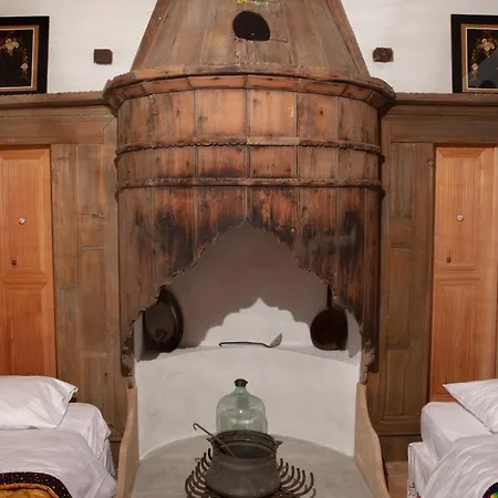 Oda ve Kahvaltı Yeniceri Ahmet Aga Konagi Antalya