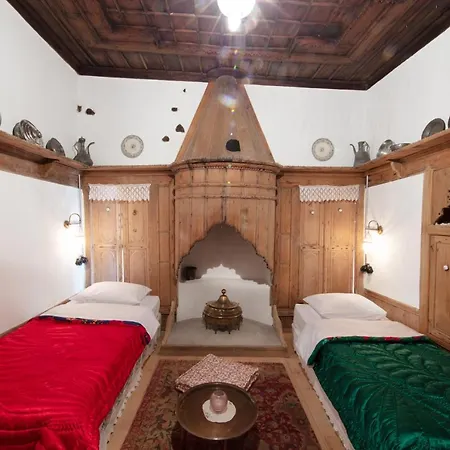 Yeniceri Ahmet Aga Konagi فندق مبيت وإفطار أنطاليا